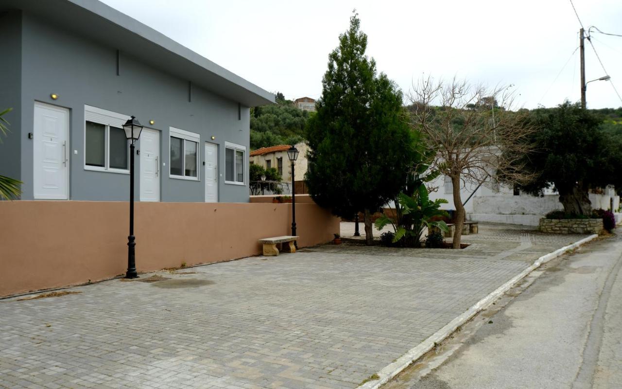 Erinaki Apartments 키사모스 외부 사진